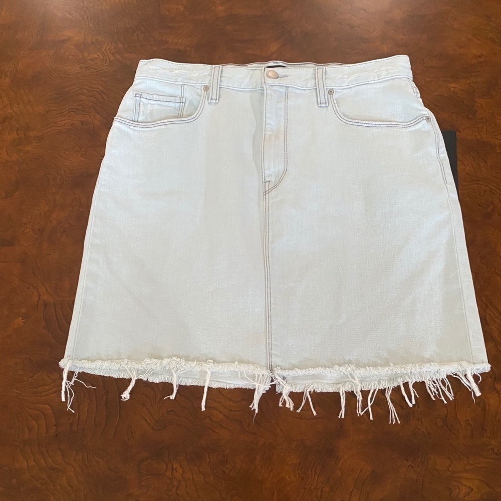 HUDSON LULU Light Wash Raw Hem Distressed Skirt 28